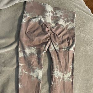PCHEEBUM - STONE LIGHTNING MARBLE SCRUNCH BUTT LEGGINGS